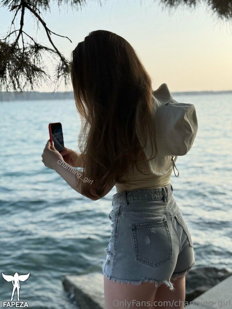 charming_girl